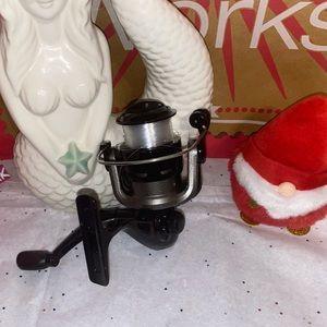 ZEBCO ZSE 20 SPINNING FISHING REEL